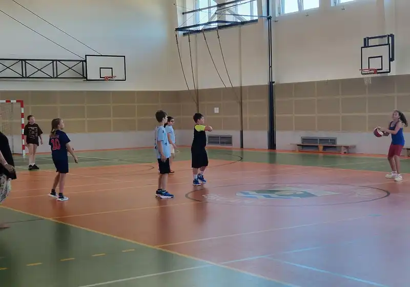 Turnaj 4. ročníků ve vybíjené 