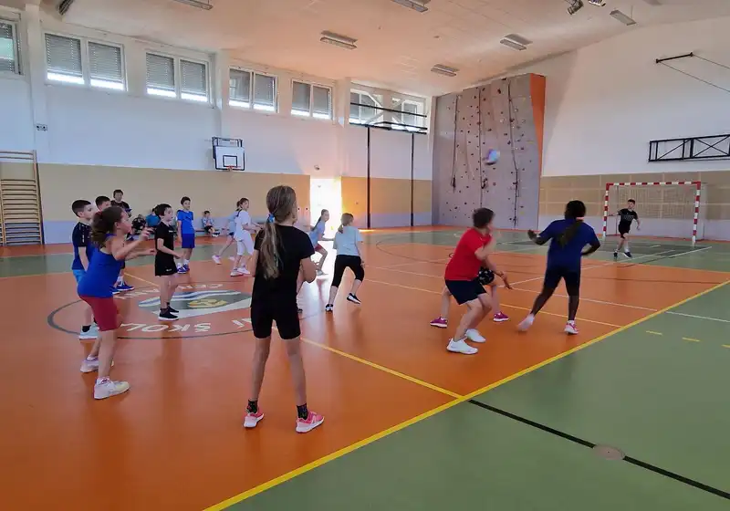 Turnaj 4. ročníků ve vybíjené 