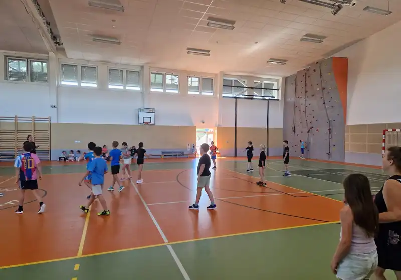 Turnaj 4. ročníků ve vybíjené 