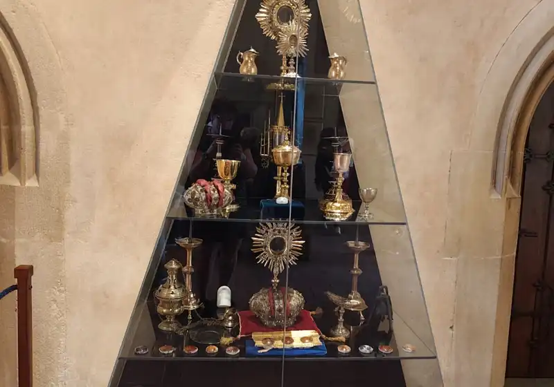 Karlštejn a Muzeum voskových figurín