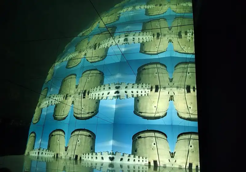 Karlštejn a Muzeum voskových figurín