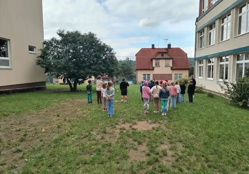 Září v družině