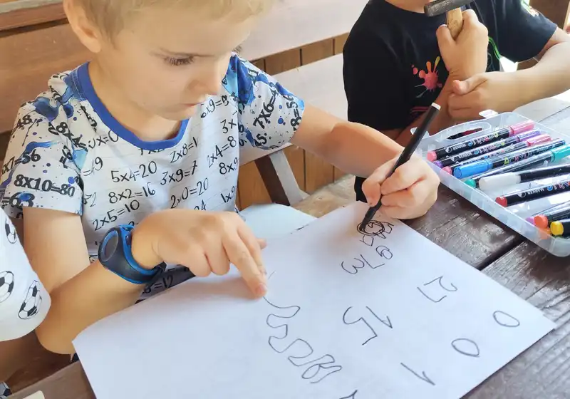 Září v družině