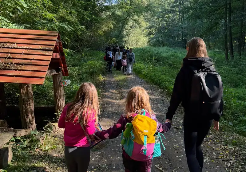 Cvičení v přírodě deváťáků a prvňáčků