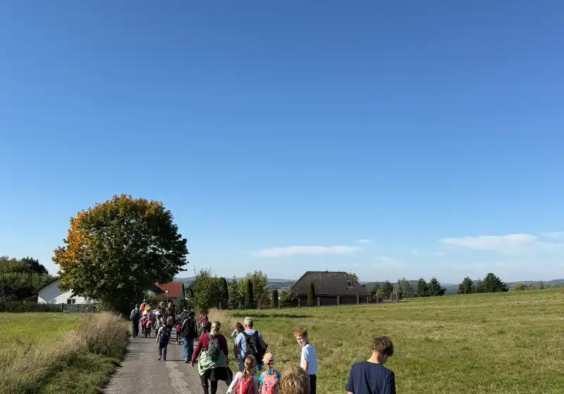 Cvičení v přírodě deváťáků a prvňáčků
