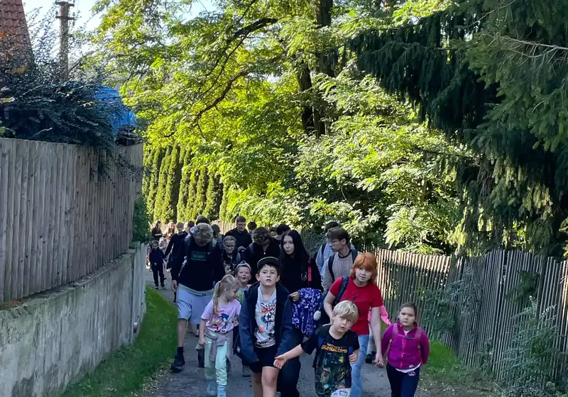 Cvičení v přírodě deváťáků a prvňáčků
